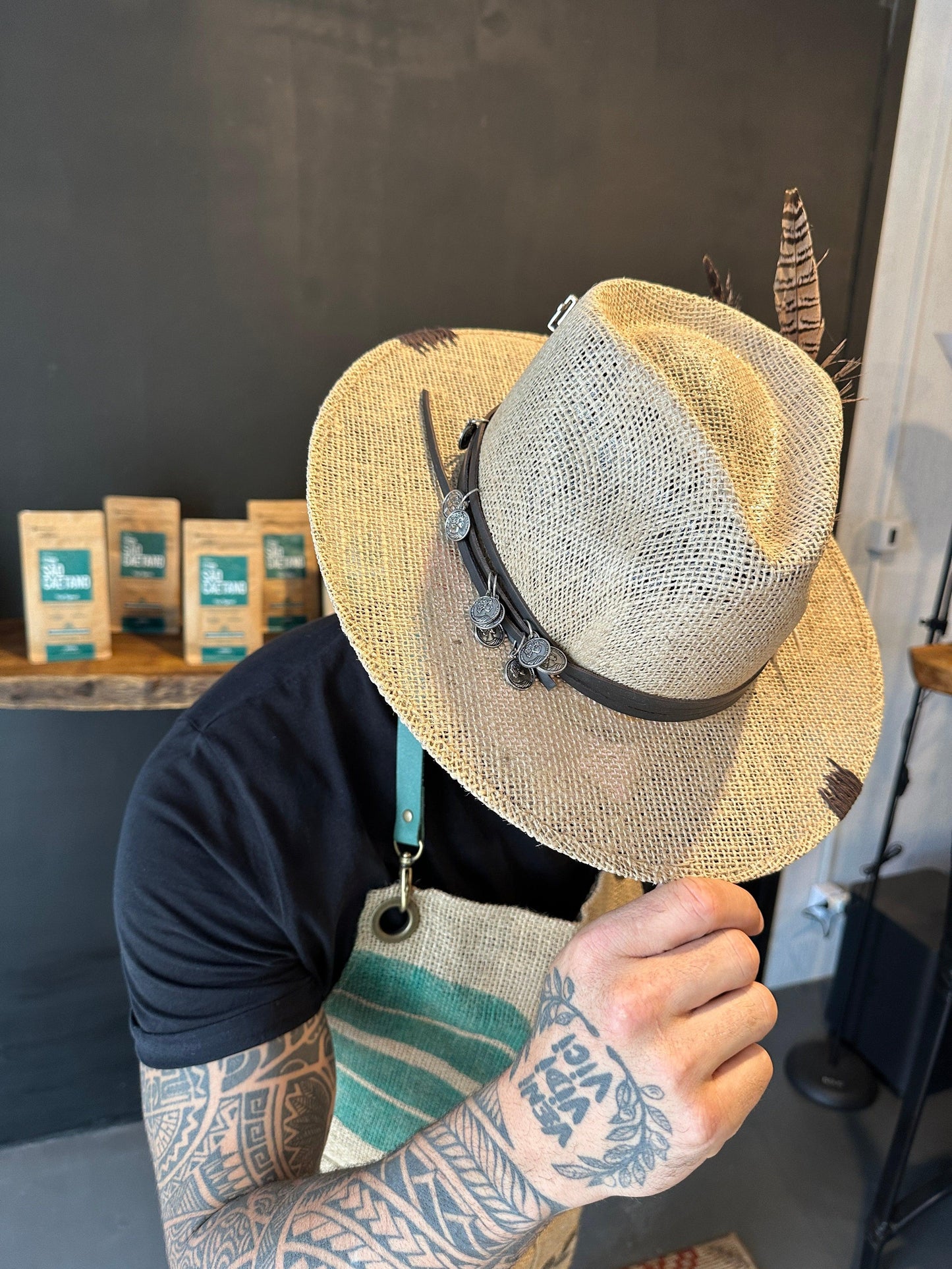 Chapéu Café Artesanal Feito a mão - JOSEFH